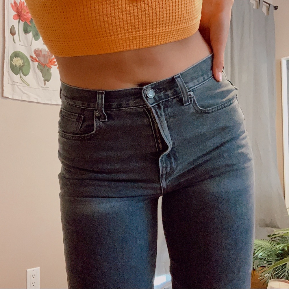 Black American Eagle Mom Jeans